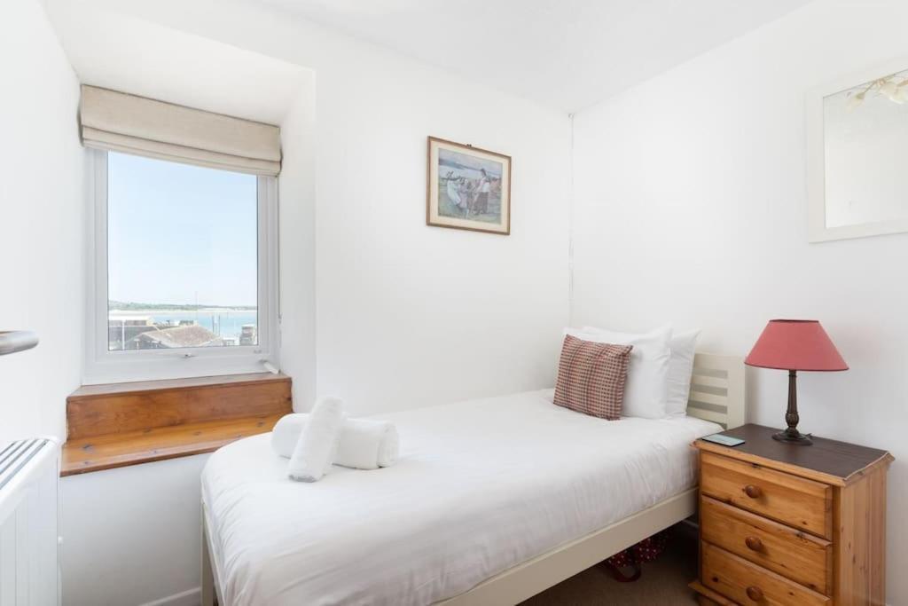 Charming 3 Bedroom Harbour Cottage With Parking Penzance Bagian luar foto