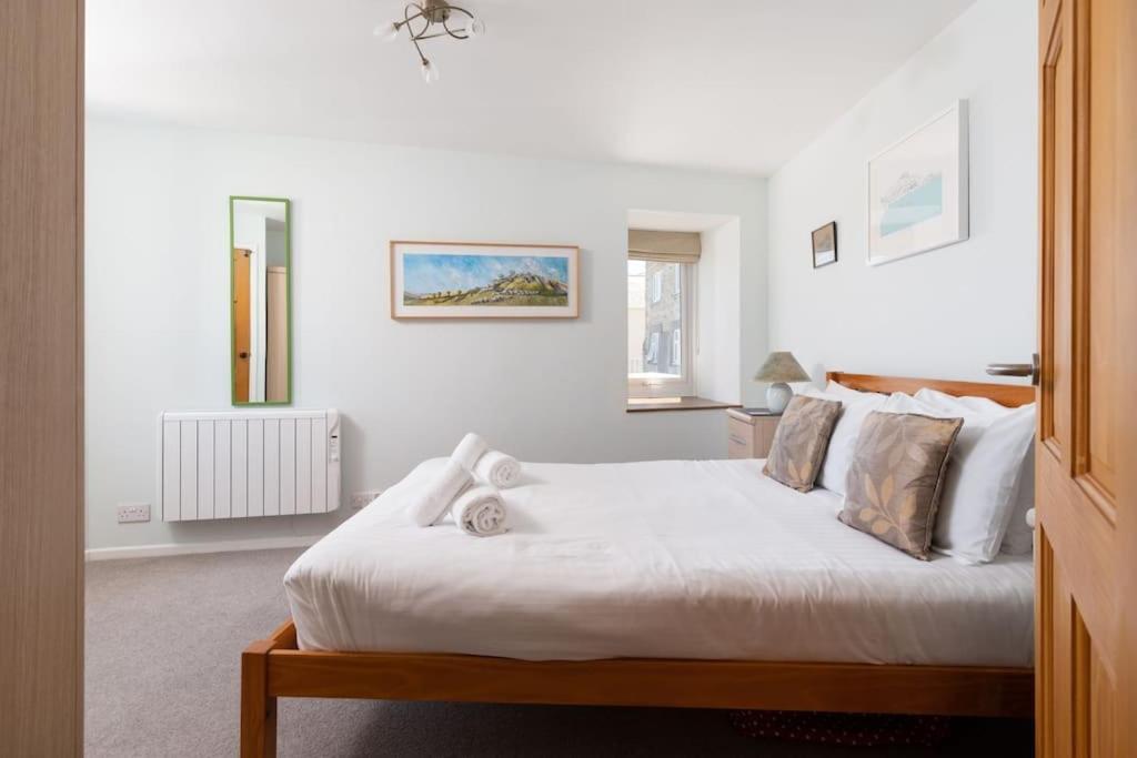 Charming 3 Bedroom Harbour Cottage With Parking Penzance Bagian luar foto