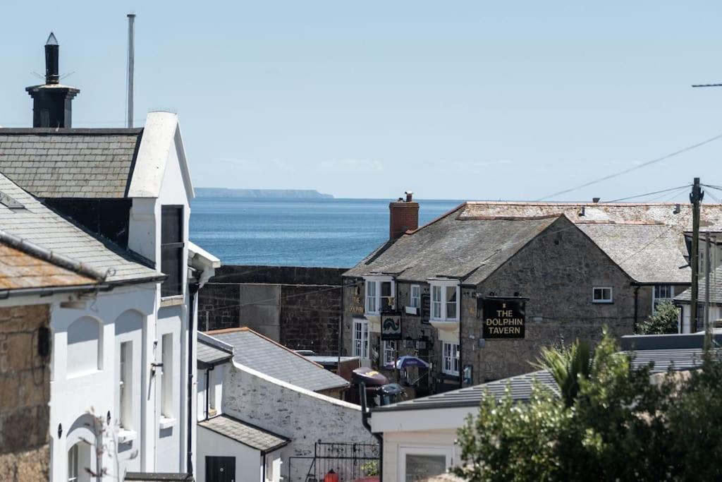 Charming 3 Bedroom Harbour Cottage With Parking Penzance Bagian luar foto
